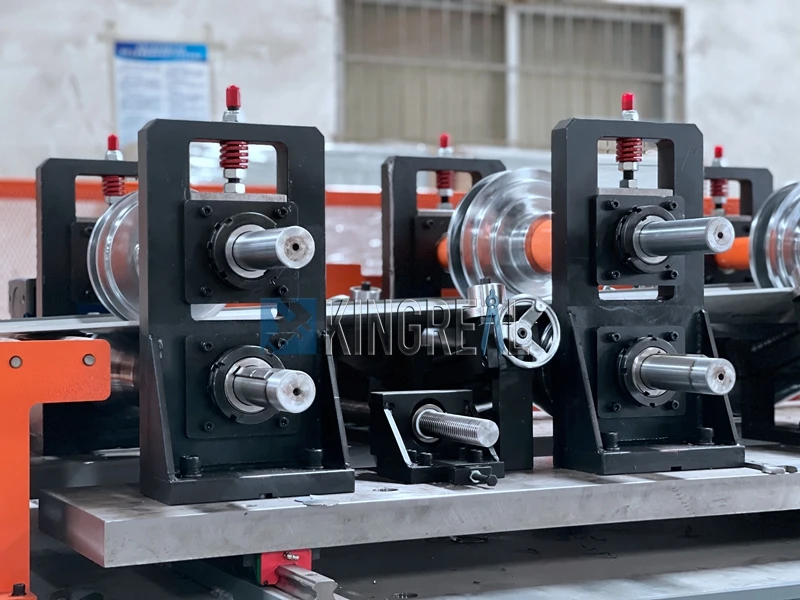 main roll forming machine 4